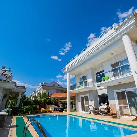Villa Milez Sultan Luxury By Solo