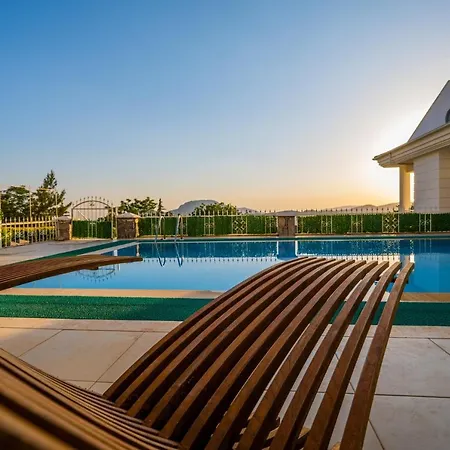Villa Milez Sultan Luxury By Solo
