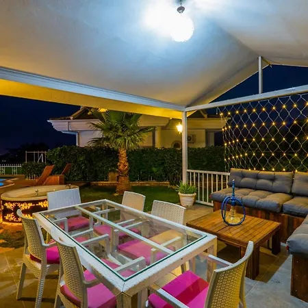 Villa Milez Sultan Luxury By Solo *