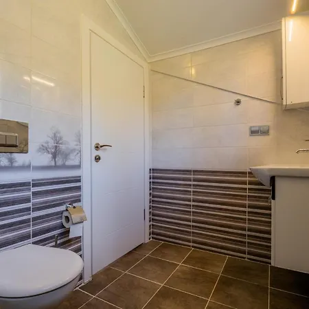 Milez Sultan Luxury By Solo Villa