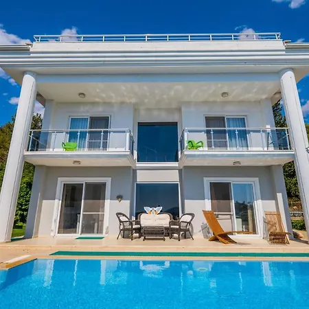 Villa Milez Sultan Luxury By Solo *