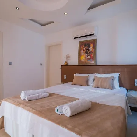 Milez Sultan Luxury By Solo Villa