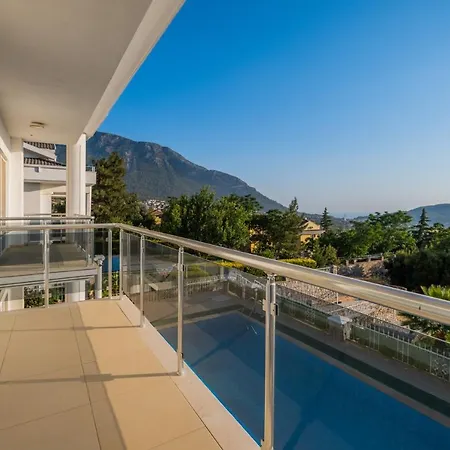 Milez Sultan Luxury By Solo